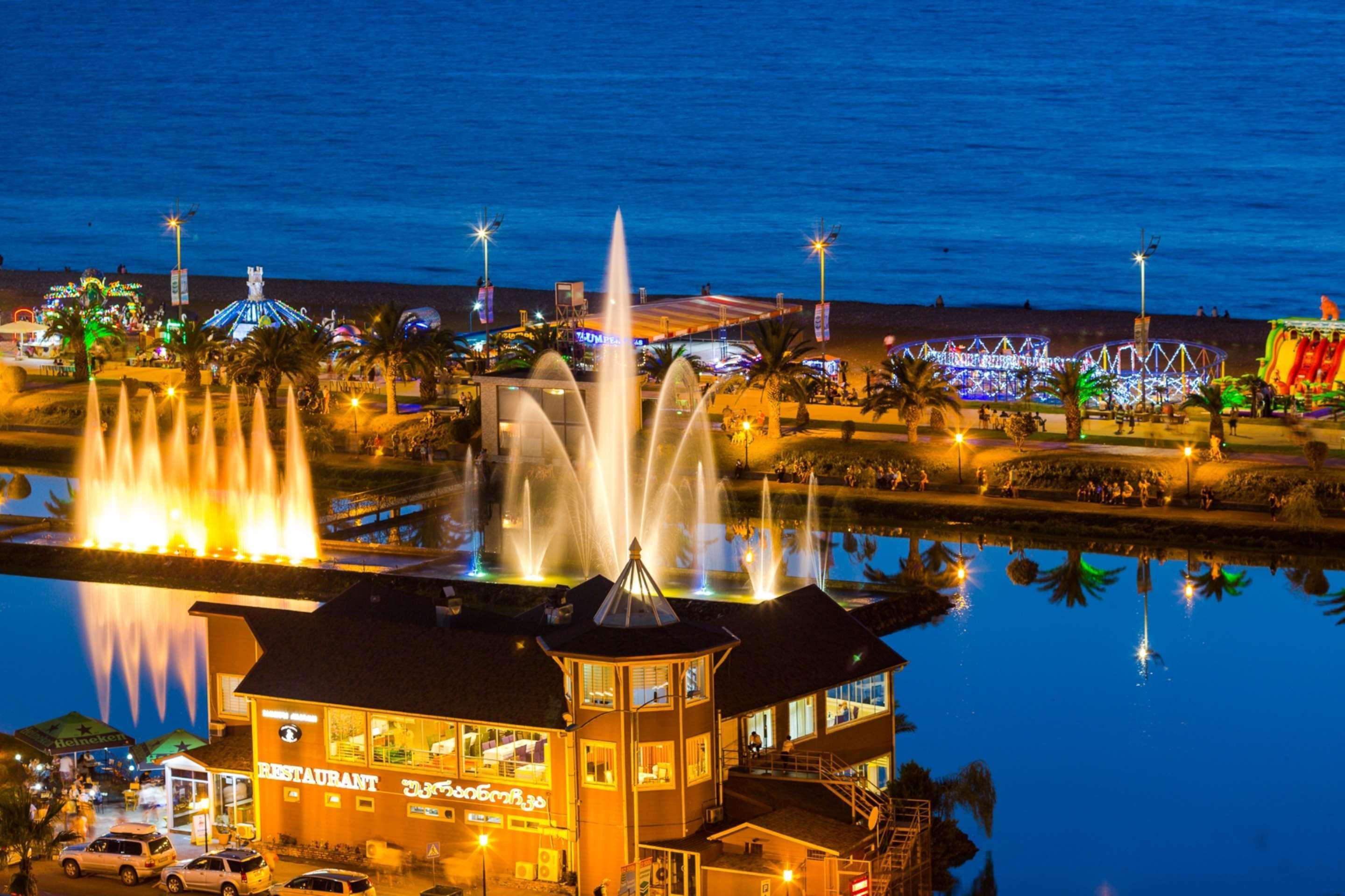 Best Western Premier Batumi Hotel Exterior photo